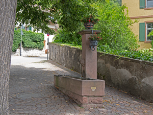 Dorfbrunnen