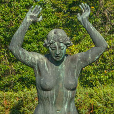 Barbara-Statue